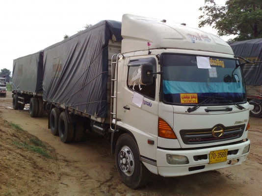 ขายรถพ่วงไม่ดั้ม HINO MEGA 260 ปี 49-2 เพลากะบะสามมิตรลอนเฉียงแม่ลูกยางดี 18 เส้นเครื่องเดิมเกียร์เดิมทะเบียนเต็ม