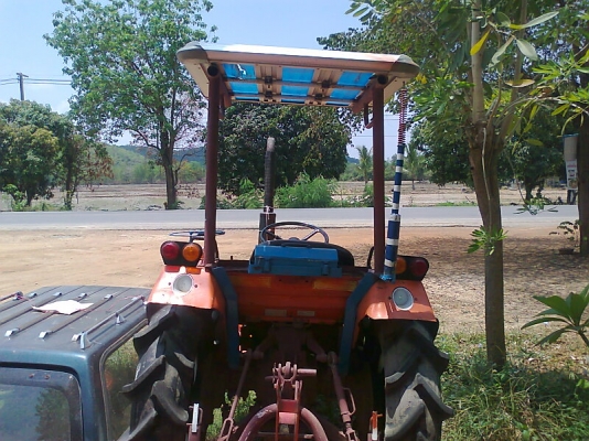 ขายด่วน..รถไถ KUBOTA L1802-M รถใหม่ทั้งคัน เลขไมล์น้อยเพียง 3,000 ชั่วโมง รถสวย พร้อมใช้งาน แถมฟรี จอบหมุน KUBOTA ไว้ให้ใช้งาน.