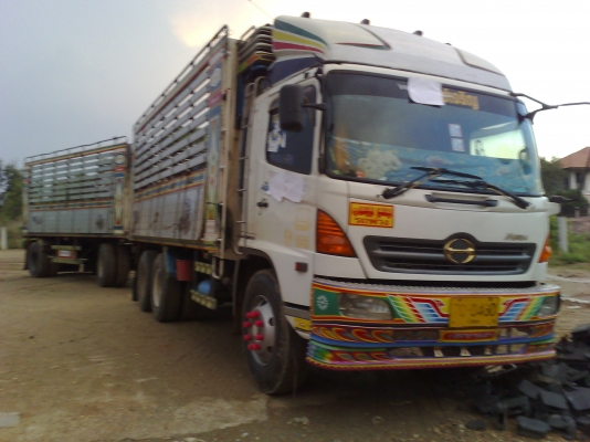 ขายรถพ่วงไม่ดั้ม HINO MEGA 260 ปี 50 สวยเดิมๆกะบะเนียนแม่ลูกยางดี 18 เส้น