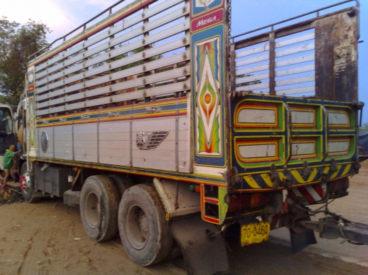 ขายรถพ่วงไม่ดั้ม HINO MEGA 260 ปี 50 สวยเดิมๆกะบะเนียนแม่ลูกยางดี 18 เส้น