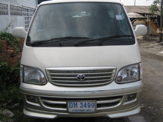 มือเดียว toyota grand wagon 03 ท๊อปสุด ABS ประตูดูด เครื่องเบนซินเดิม 2RZ ช่วงล่างดี ไม่โดนน้ำท่วม ต่อรองได้ครับ