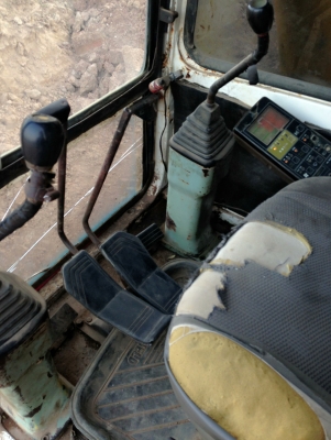 ขายด่วนpc200-5 สภาพสวย. 0862033345 ขายด่วนpc200-5 สภาพสวย. 0862033345