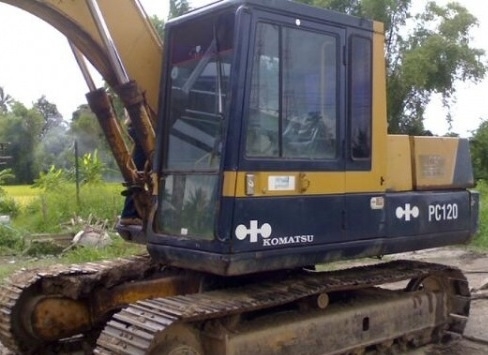 KOMATSU PC 120-3 รถสวยเต็มทั้งคัน ต้องการขายด่วนเพราะเบื่อคนขับมากๆครับ อะไหล่ช่วงล่างใส่ใหม่ๆทุกชิ้น โรลเลอร์กับโซ่ใหม่ เครื่องเดิมปั๊มเดิมทำงานอย่างไวไม่โหลด ภายในเก๋ง แอร์เย็นฉ่ำ คอนโทรลยาว สวยจัดเต็มดีทั้งคันครับพร้อมใช้งานได้เลย เอกสารสัญญาซื้อขายครั