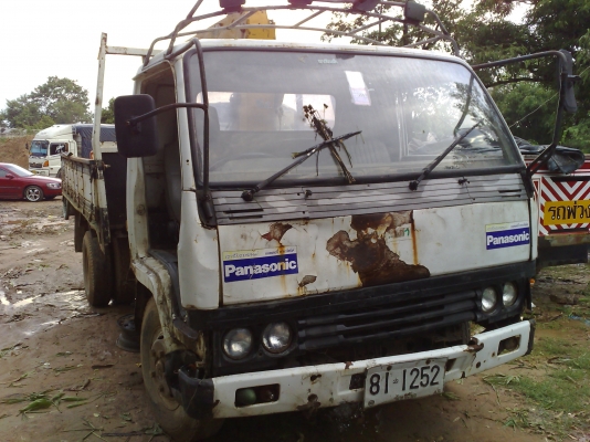 ขายรถ 6 ล้อติดเครนTANANO 2.5 ตัน MITSUBISHI CANTER 100 แรงเครื่องดีคัสซีสวยทะเบียนพร้อมประตูครบ