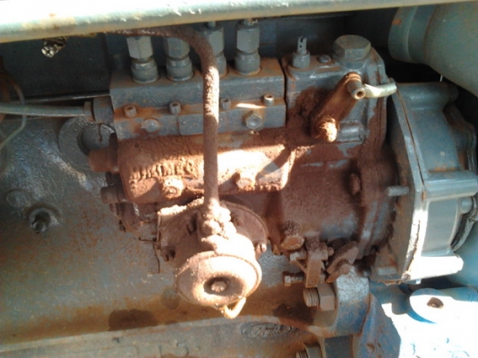 ***ขายแล้วครับขอบคุณ Truck2hand ขาย รถไถ FORD 77 T5 ท้ายใหญ่ๆของ6600 ฟิตใหม่ เครื่องใหญ่แห้งๆ แรงดีติดง่าย เกียร์ดีเข้าง่าย แขนสภาพสวยไม่ปะไม่ดาม ระบบไฮฯ ดีไม่แตกไม่รั่ว ระบบไฟครบ ทำงานไม่มีโหลด พร้อมอุปกรณ์2ชิ้น สภาพสวยพร้อมใช้ ใบดัน ผาน3   เอกสารเล่มทะเ