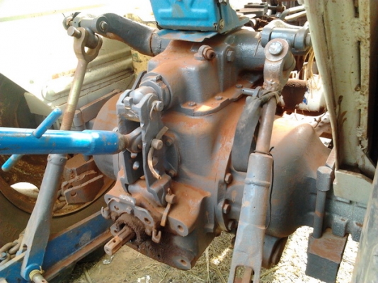 ***ขายแล้วครับขอบคุณ Truck2hand ขาย รถไถ FORD 77 T5 ท้ายใหญ่ๆของ6600 ฟิตใหม่ เครื่องใหญ่แห้งๆ แรงดีติดง่าย เกียร์ดีเข้าง่าย แขนสภาพสวยไม่ปะไม่ดาม ระบบไฮฯ ดีไม่แตกไม่รั่ว ระบบไฟครบ ทำงานไม่มีโหลด พร้อมอุปกรณ์2ชิ้น สภาพสวยพร้อมใช้ ใบดัน ผาน3   เอกสารเล่มทะเ