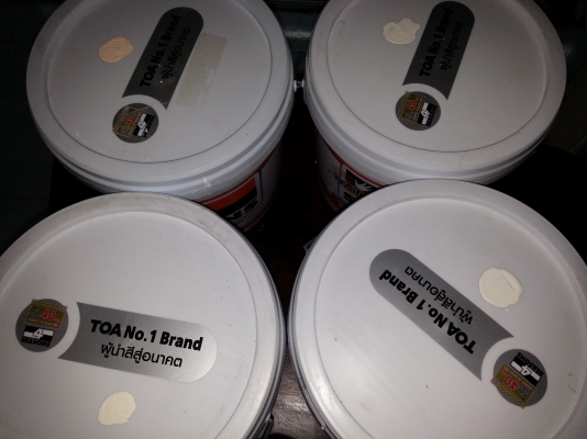 ขายสีน้ำอะครีลิคแท้100\%สำหรับทาภายนอกและภายในชนิดกึ่งเงาเช็ดได้ราคาถูกๆ