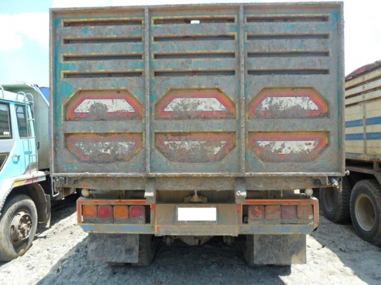 Mitsubishi FN527 M Mitsubishi FN527 M