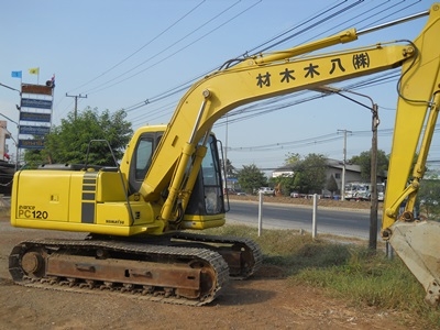 รถเก่านอก pc 120-6z สนใจโทร 082-7211671 อี๊ดสองห้อง