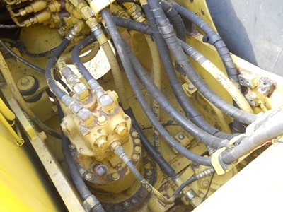 รถเก่านอก pc 120-6z สนใจโทร 082-7211671 อี๊ดสองห้อง