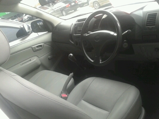 TOYOTA HILUX VIGO D4D Single  2.7 MT ปี 2010
