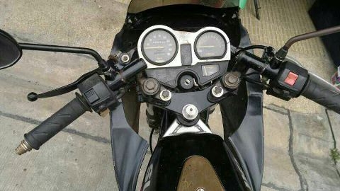 Suzuki 150 RGV จรวดทางเลียบ 9500 บาท Suzuki 150 RGV จรวดทางเลียบ 9500 บาท