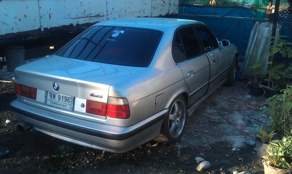 ขายรถBMW525เครื่องJติดแก๊สพร้อมใช้งาน ขายรถBMW525เครื่องJติดแก๊สพร้อมใช้งาน