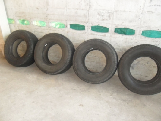 ยาง MICHELIN 265/70R16 ปี10 สวยๆ 4 เส้น