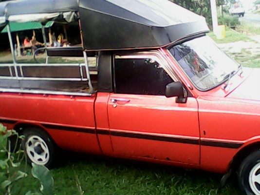 ขายด่วนครับ สภาพพร้อมใช้งาน mazda 1.3 5เกียร์ หัวเดียว แอร์เย็น หลังคาผ้าใบ