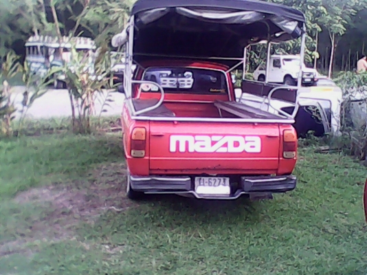 ขายด่วนครับ สภาพพร้อมใช้งาน mazda 1.3 5เกียร์ หัวเดียว แอร์เย็น หลังคาผ้าใบ