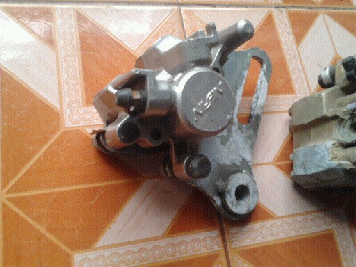 ขายอะไหล่ C 900เดิมแท้ ของเยอะเกือบทั้งคัน หาอยู่ลองชม วงล้อวิบาก DT  บั้มเบลค 3 ตัว แผงคอ 1 ชุด คาร์บู LIFAN 125 ใหม่ยังไม่ได้ใช้ ราคา ถูก