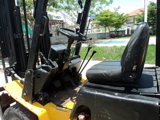 ขายฟอร์คลิฟท์ นิสสัน 2.5 ตัน ดีเซล เสา 3 เมตร 081-3535-948