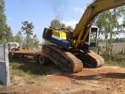 ขาย KOMATSU PC 200 รุ่น 5