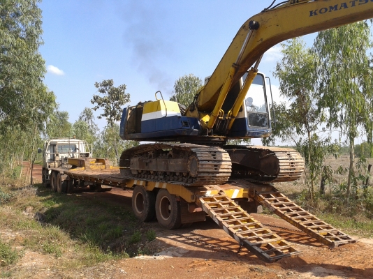 ขาย KOMATSU PC 200 รุ่น 5
