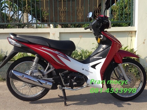 (ขายเเล้วค่ะ)HONDA WAVEสีเเดงขาวปี2555