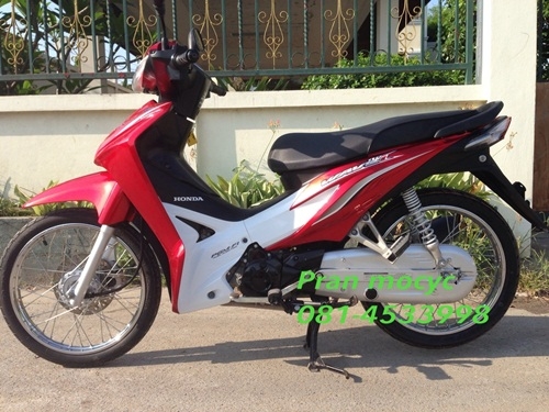 (ขายเเล้วค่ะ)HONDA WAVEสีเเดงขาวปี2555