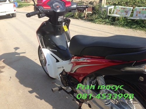 (ขายเเล้วค่ะ)HONDA WAVEสีเเดงขาวปี2555