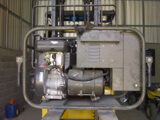 เคนื่องปั๋นไฟ100พร้อมชุดเชื่มสนามระบบInwaterสภาพใหม่สามารถชาร์แบตเตอร์รี่12-24V Amสูงพร้อมช่องเสียบสปอรไลค์12v.ราคา35,000บาทของยี่ปุ่นแท้มี1ตัว