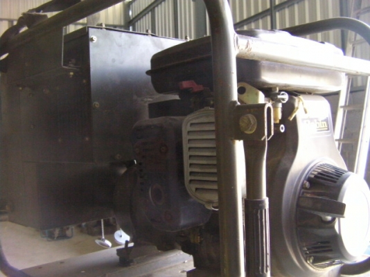 เคนื่องปั๋นไฟ100พร้อมชุดเชื่มสนามระบบInwaterสภาพใหม่สามารถชาร์แบตเตอร์รี่12-24V Amสูงพร้อมช่องเสียบสปอรไลค์12v.ราคา35,000บาทของยี่ปุ่นแท้มี1ตัว