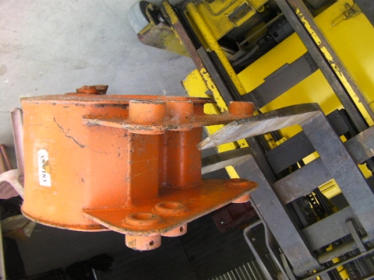 บุ้งกี้สำหรับขุดวางท่อน้ำของpc30ญี่ปุ่นแท้ ราคา7500บาท บุ้งกี้สำหรับขุดวางท่อน้ำของpc30ญี่ปุ่นแท้ ราคา7500บาท