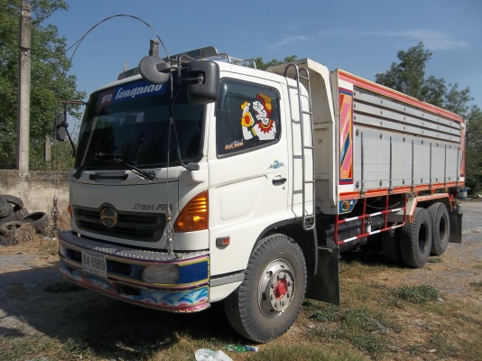 ขายด่วนรถบรรทุก10ล้อดั้มHINOเม็กก้า260แรงกระบะปรีเนียมพร้อมลูกพ่วงสองเพลา