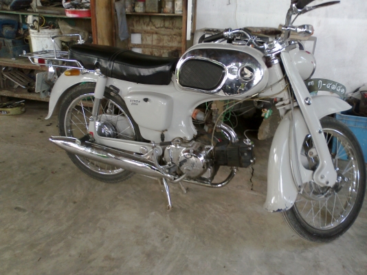 ขาย c200 เดิม ๆ แท้ๆ ราคา 30000  โทร 0846492825