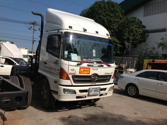 ขายด่วน HINO 6 ล้อหัวลาก แท้ ปี51