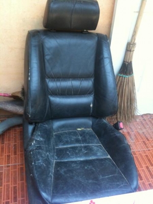 ขายเบาะไฟฟ้า มีข้างเดียว ตามสารรูปครับ ถอดออกมา จาก CEFIRO ลองไฟแล้ว