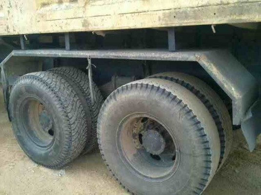 รถอิซูซุ 10 ล้อดั๊ม FXZ 270 แรงม้า  ยูโรทู ปี 48  สนใจติดต่อ 081 - 6079515