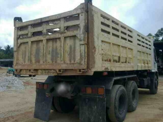 รถอิซูซุ 10 ล้อดั๊ม FXZ 270 แรงม้า  ยูโรทู ปี 48  สนใจติดต่อ 081 - 6079515