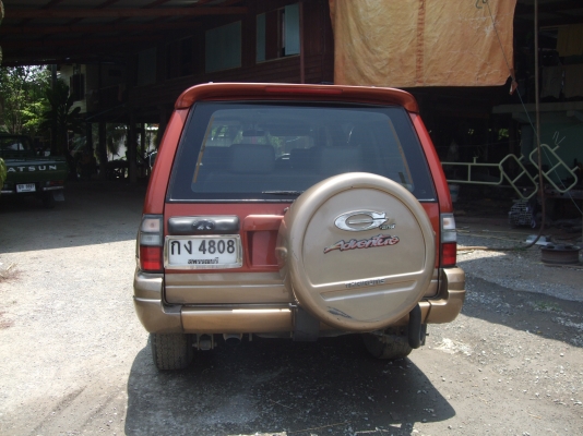 ขายรถอีซูซุแกรนแอดเวนเจอร์ ปี  2000 เป็นดรากอนอายเครื่องยนต์ 2800 เทอร์โบ เกียร์ธรรมดาลดราคา 235000บาท