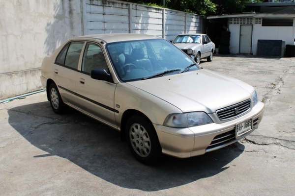 ขายถูก รถเดิมสภาพพร้อมใช้ เครื่องเดิมติดรถเอกสารเล่มเดิมพร้อมโอน