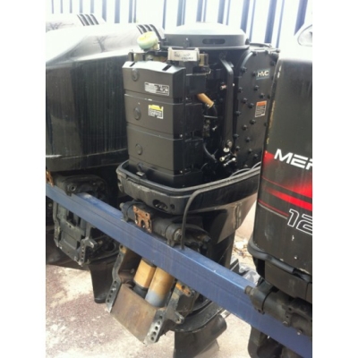 ขายเครื่องยนต์เรือ Mercury 135 จากญี่ปุ่น