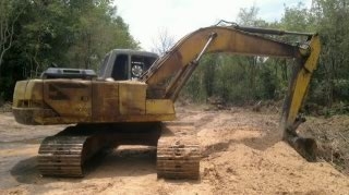 ขายด่วน KOBELCO MARK /// เก๋งเทา ชีเรียล16xxx สภาพพร้อมใช้งาน เครื่องปั้มดี โซ่ช่วงล่างเต็ม ไฟฟ้าตัด เอกสารเล่มทะเบียน รถใช้งานทุกวันไม่มีโหลด