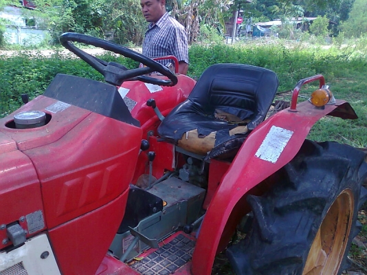 ขายด่วน..รถไถ YANMAR YM1601 ระบบการทำงานดี ครบ รถสวยทั้งคัน พร้อมใช้งานมากๆ แถมฟรีผาน 4 และจอบหมุนอย่างดี.