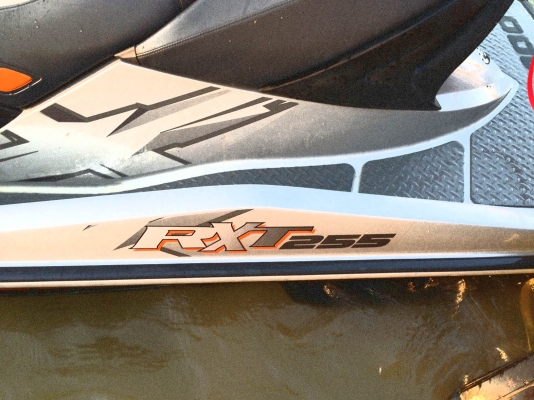 ขาย Seadoo RXT 255 ปี 2010 วิ่ง 38 hrs 390,000 บาท ขาย Seadoo RXT 255 ปี 2010 วิ่ง 38 hrs 390,000 บาท