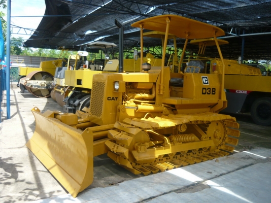 รถดันดิน Caterpillar D3 รถนอกนำเข้าจากญี่ปุ่น ยังไม่ผ่านการใช้งานในไทย100\% พร้อมลุยงาน เอกสารครบ จัดไฟแนนท์ได้