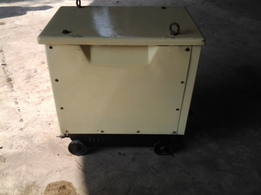 ขายตู้เชื่อม พลัง 300 A สภาพสวยมาก ขายตู้เชื่อม พลัง 300 A สภาพสวยมาก