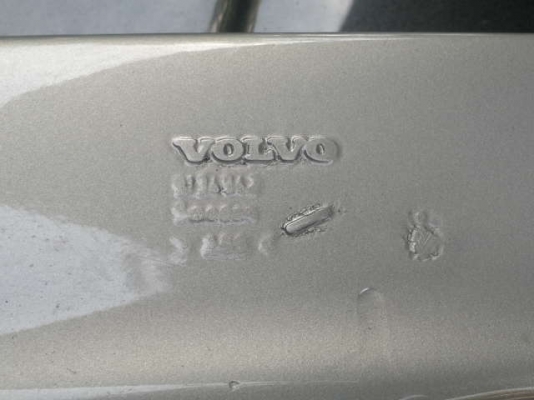 --- ขาย --- สปอยเลอร์ฝาท้าย volvo 850แวน ไม่มีไฟ