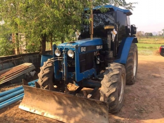 ขาย FORD 6640 ตู้แอร์ สองเพลา