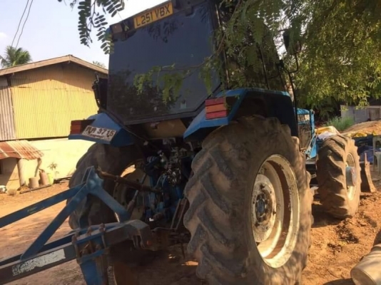 ขาย FORD 6640 ตู้แอร์ สองเพลา