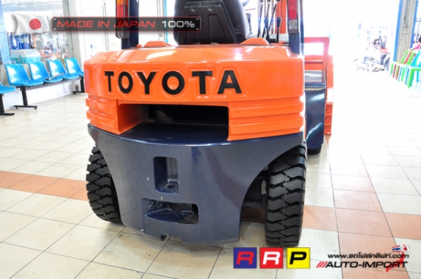 ขายรถโฟล์คลิฟท์มือสอง TOYOTA รุ่น 5FD25-55370 นำเข้าจากประเทศญี่ปุ่น 100\% ไม่เคยใช้งานในไทย