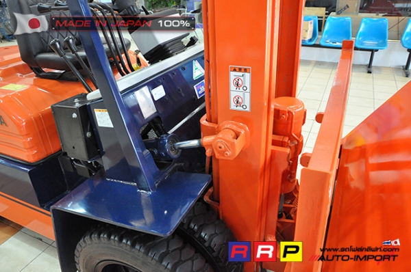 ขายรถโฟล์คลิฟท์มือสอง TOYOTA รุ่น 5FD25-55370 นำเข้าจากประเทศญี่ปุ่น 100\% ไม่เคยใช้งานในไทย