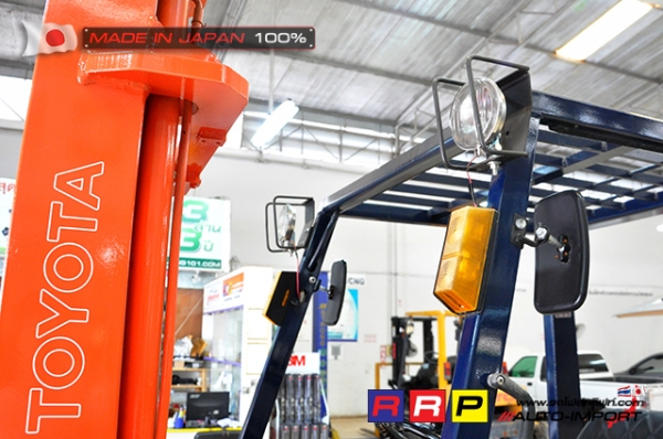 ขายรถโฟล์คลิฟท์มือสอง TOYOTA รุ่น 5FD25-55370 นำเข้าจากประเทศญี่ปุ่น 100\% ไม่เคยใช้งานในไทย